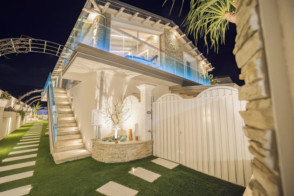 Étoiles Luxury Guest House Resort — photo 1 of 1