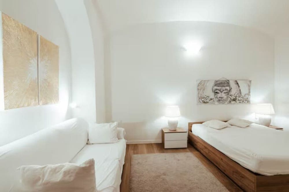 Vatican home for seven people — photo 1 of 1