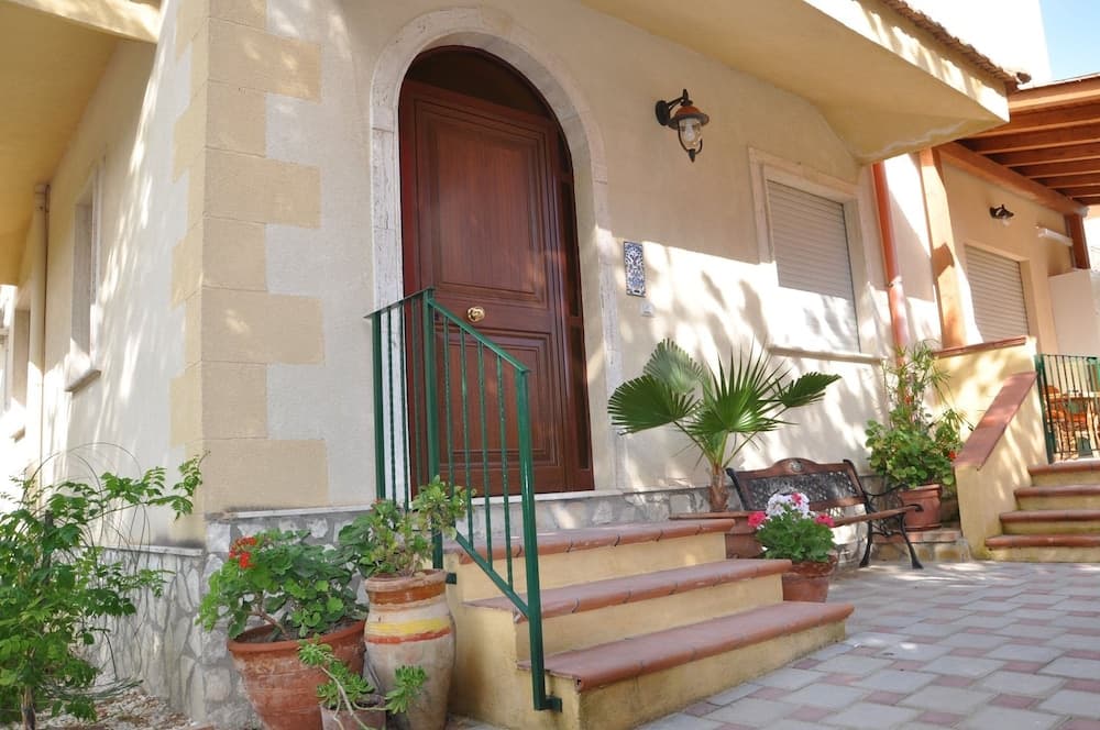 Villa Rahal — photo 1 of 1