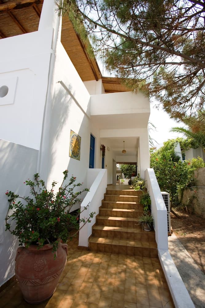 Hotel Tesoriero — photo 1 of 1