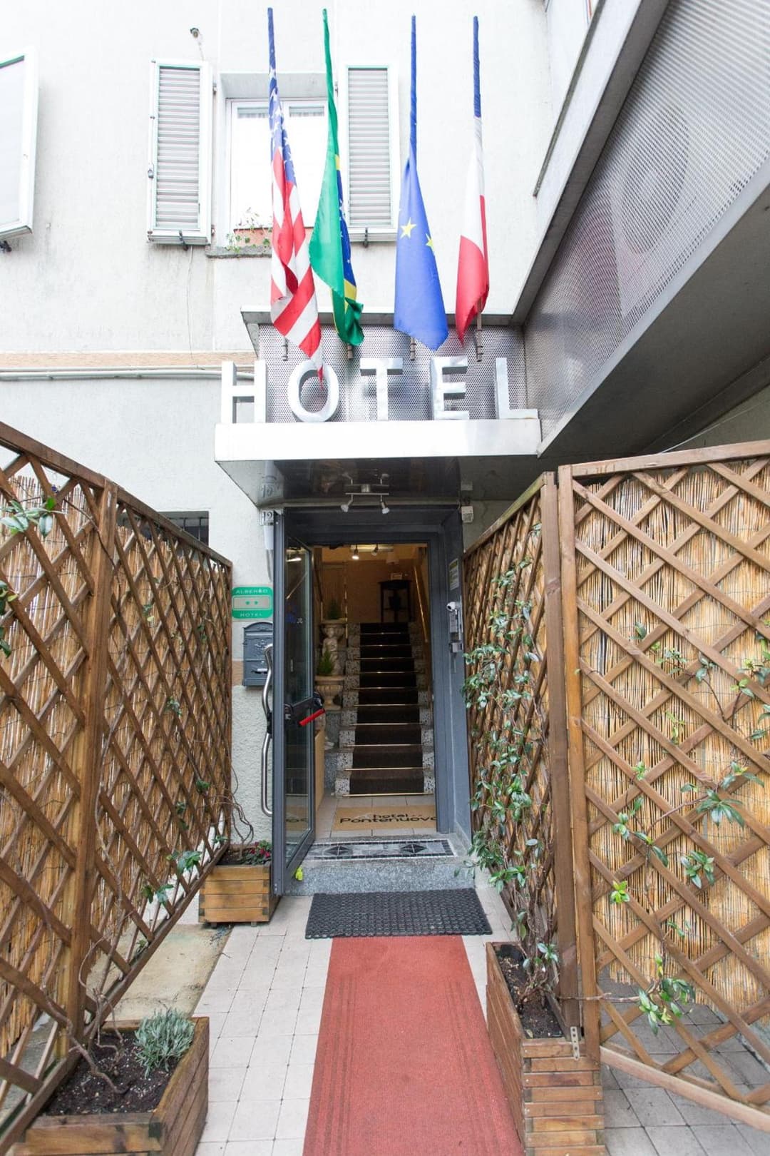 Hotel Pontenuovo — photo 1 of 62