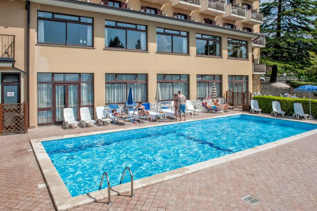 Hotel Bellavista — photo 1 of 26