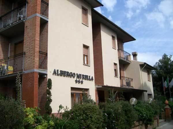 Hotel Mirella — photo 1 of 17