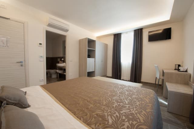 Superior Double Room with Balcony