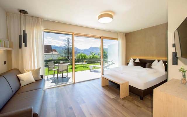 Two-Bedroom Apartment with Garden