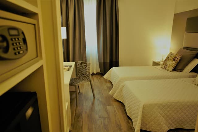 Comfort Triple Room
