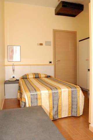 Economy Single Room