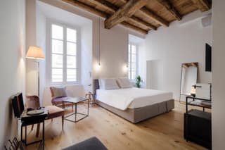 Deluxe Room (2 Adults + 1 Child)