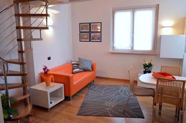 Studio - Split Level