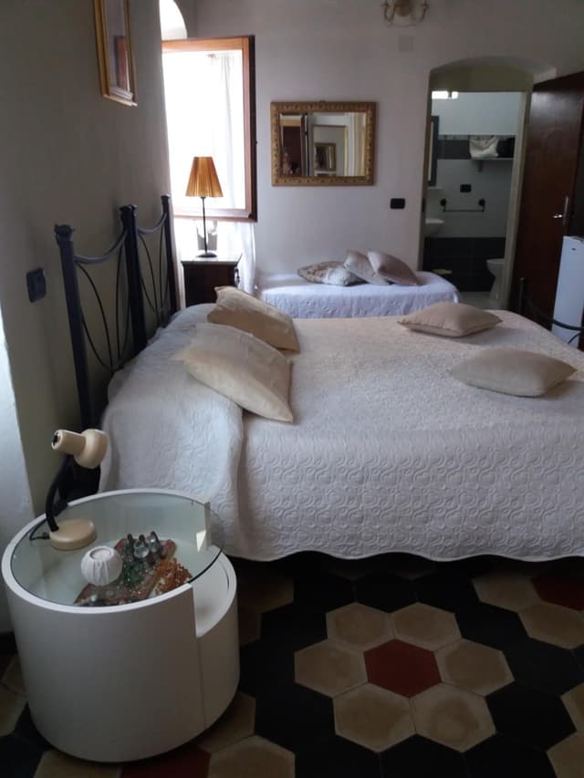 Triple Room