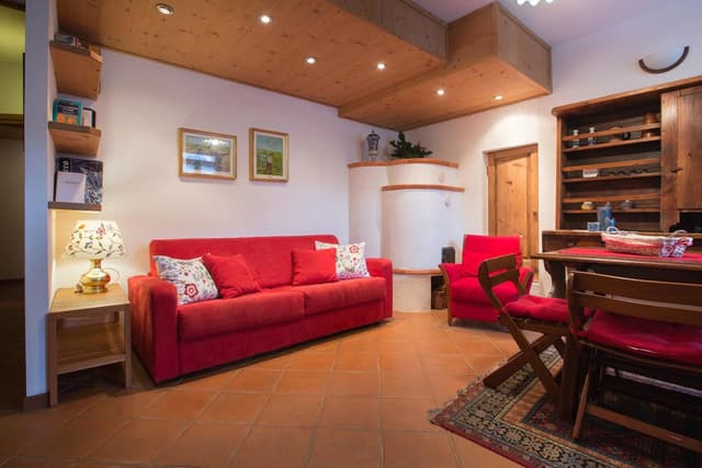 Two-Bedroom Apartment (6 Adults)