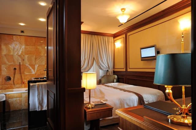 Classic Double or Twin Room