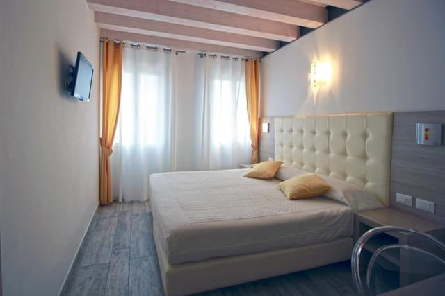 Double or Twin Room with Garden View