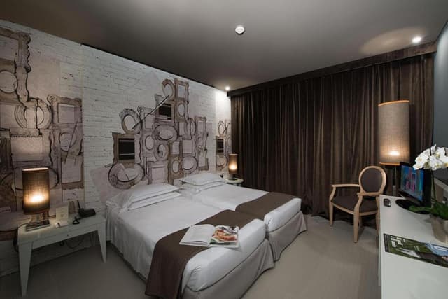 Twin Room