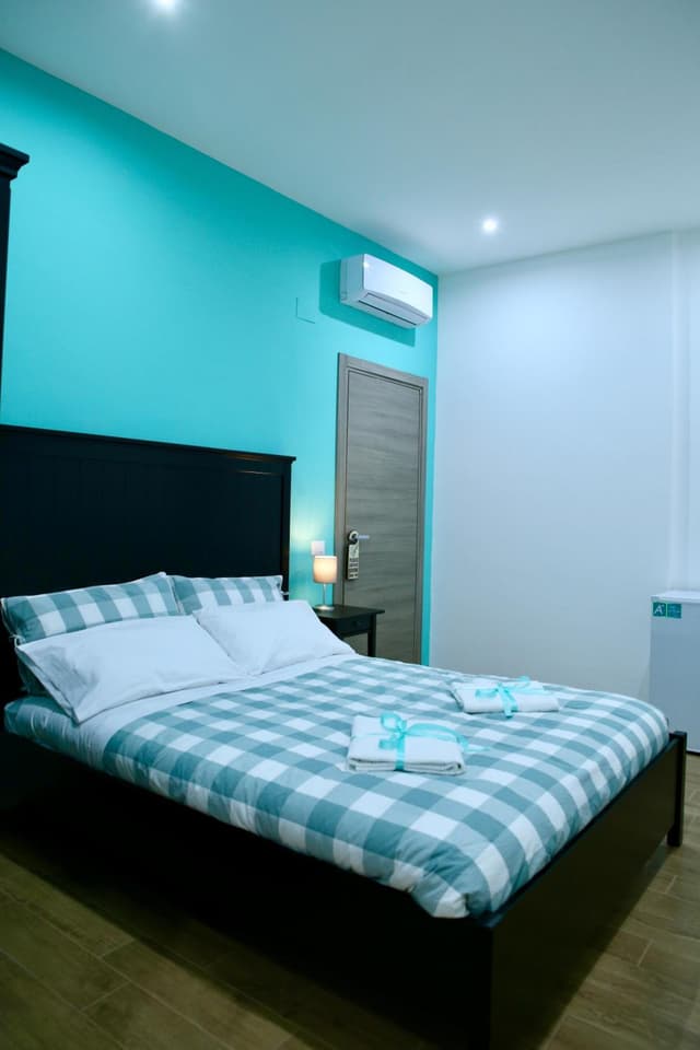 Deluxe Double Room with Bath