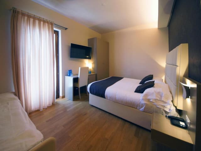 Triple Room with Balcony