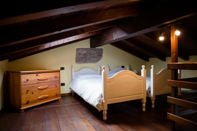 Suite with Mountain View