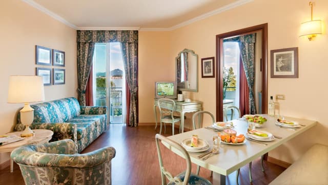 Two-Bedroom Apartment with Lake View