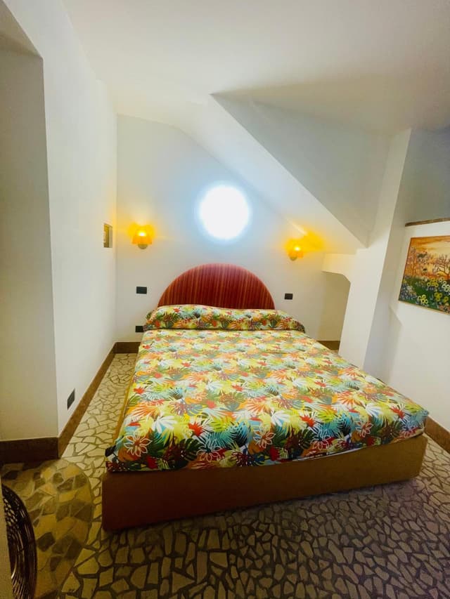 One-Bedroom Apartment with Terrace