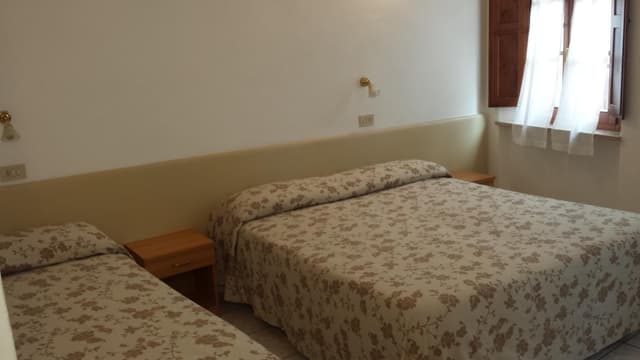 Triple Room with Bathroom