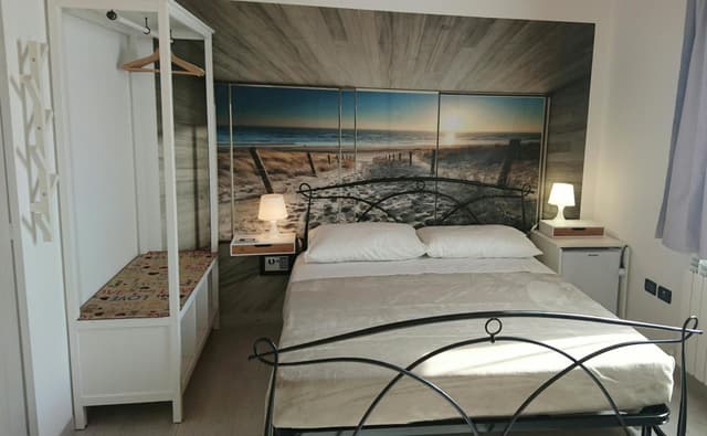 Deluxe Double Room with Sea View and Bath