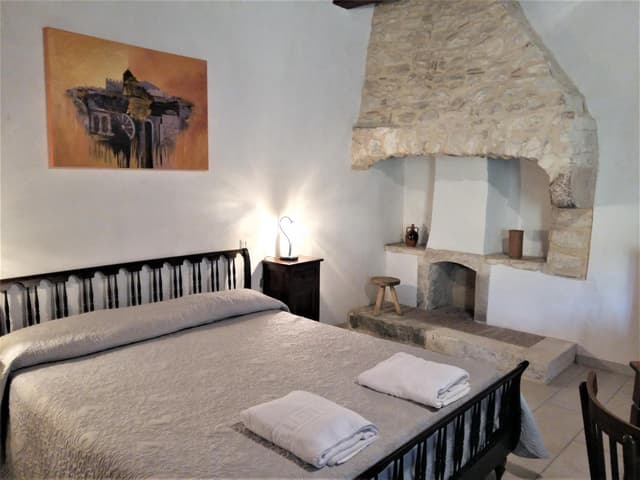One-Bedroom House 80