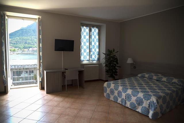 Large Double Or Twin Room