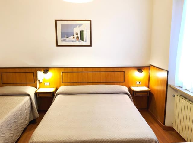 Economy Triple Room
