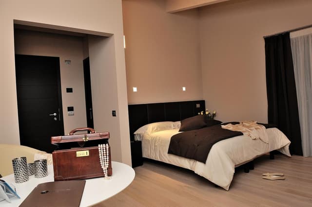 Junior Suite (2 Adults)