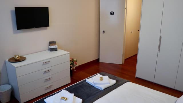 Large Double Room