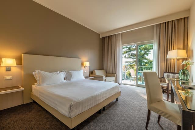 Superior Double Room with Balcony
