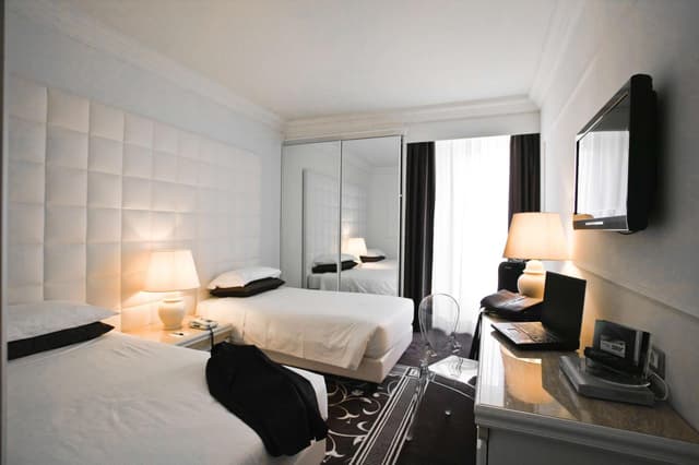 Comfort Twin Room - Non-Smoking