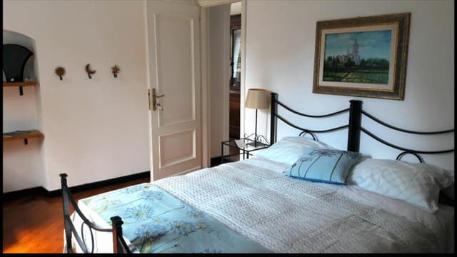 Double or Twin Room with Mountain View