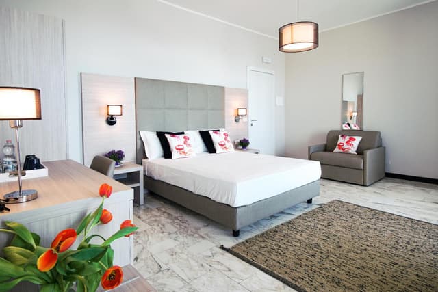 Family Room with Sea View