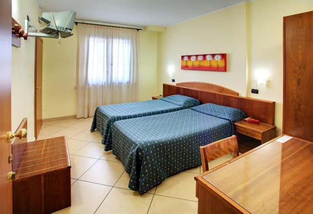 Classic Twin Room