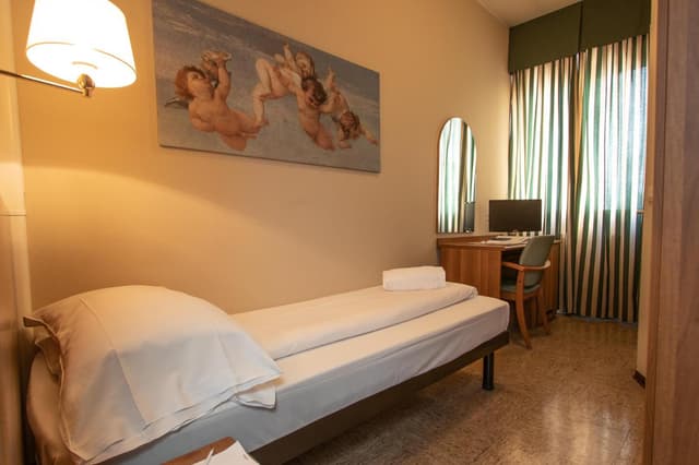 Single Room Economy