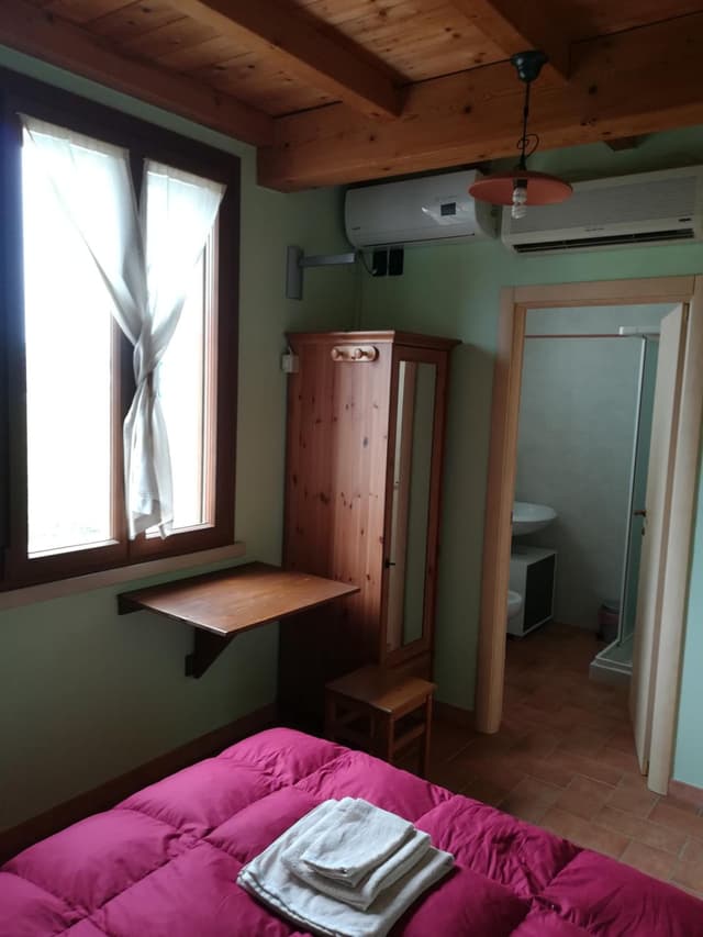 Single Room with Private Bathroom