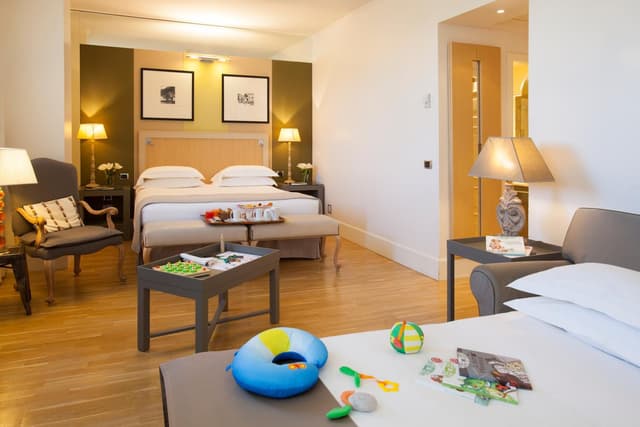 Family Connecting Rooms