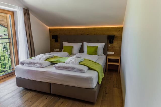 Junior Suite with Balcony