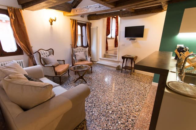 Apartment - Split Level