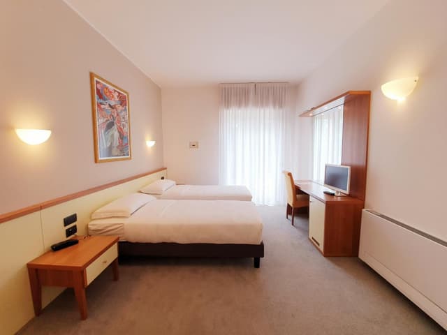 Standard Single Room with Shower