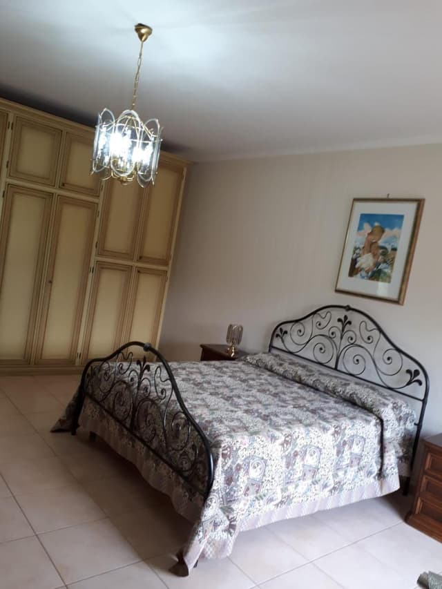 Double or Twin Room with Mountain View