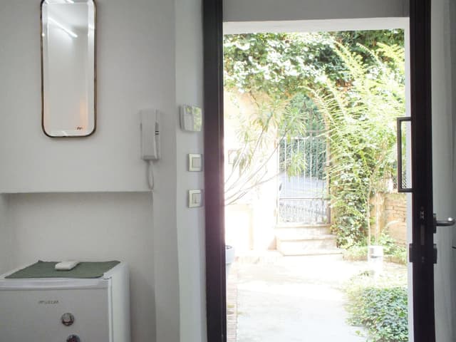 Apartment with Garden View