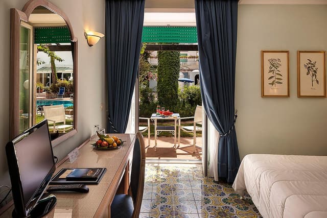 Classic Double Room with Spa Package