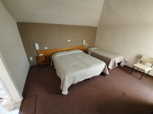 Family Room (5 Adults) - Annex