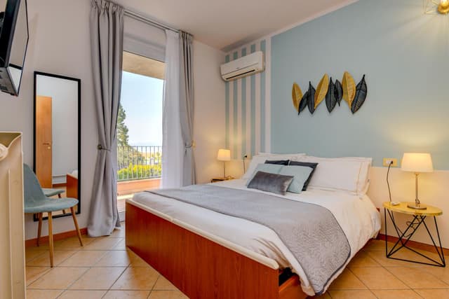 One-Bedroom Standard Apartment