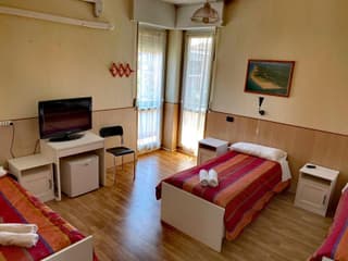 Triple Room with Private Bathroom