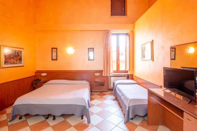Triple Room