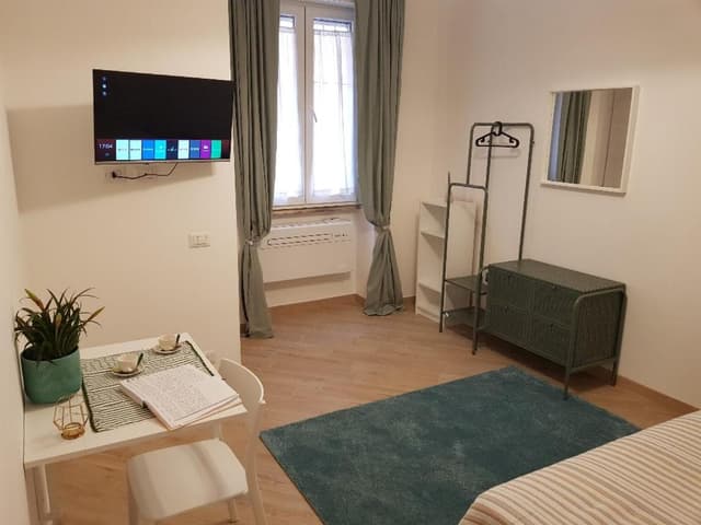 Deluxe Room (2 Adults + 1 Child)
