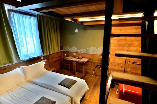 King Room with Mountain View